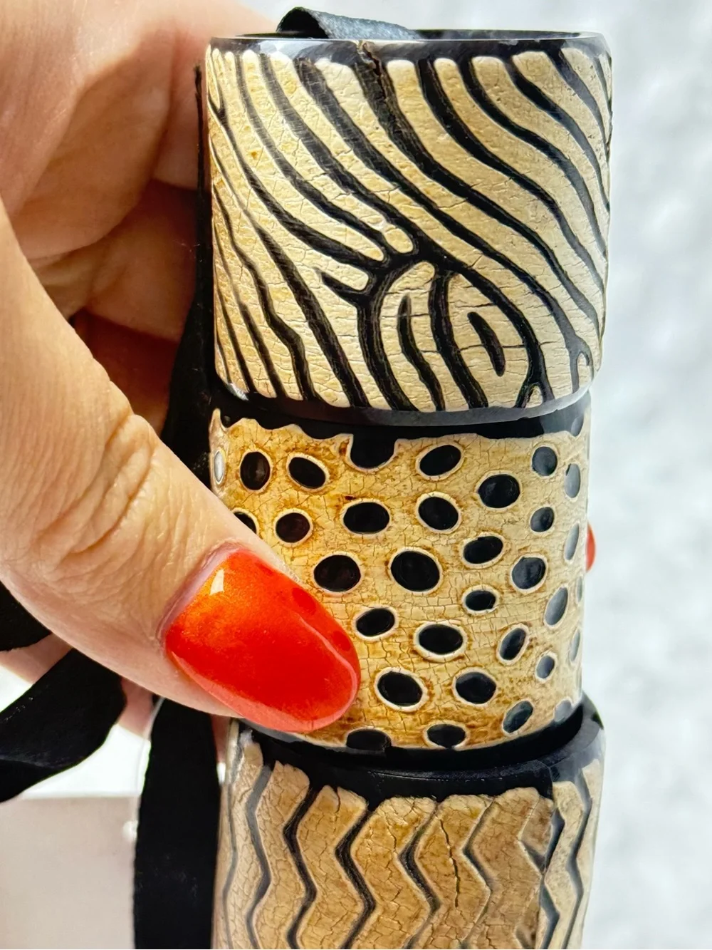 Vintage African Carved Pattern Napkin Rings Set